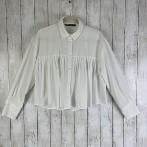 ZARA Button Down With Pleated Front Shirt Blouse Women’s Sz Medium White